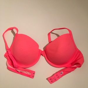 Victoria’s Secret Love Pink bra